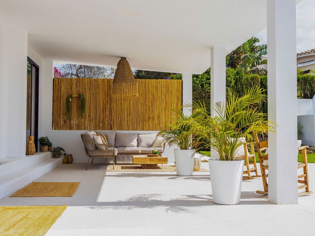 3 sypialnia Willa na sprzedaż w Estepona z basenem garażem - 1 395 000 € (Ref: 9651296)