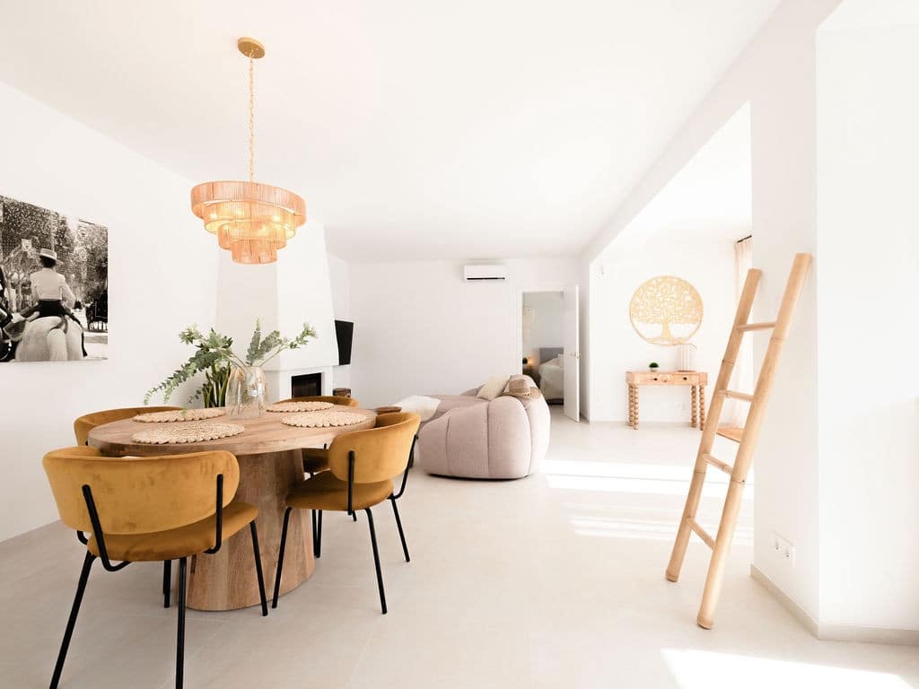 3 sypialnia Willa na sprzedaż w Estepona z basenem garażem - 1 395 000 € (Ref: 9651296)