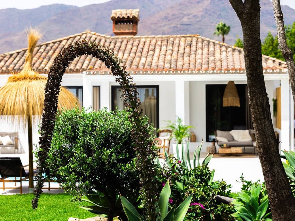 3 sypialnia Willa na sprzedaż w Estepona z basenem garażem - 1 395 000 € (Ref: 9651296)
