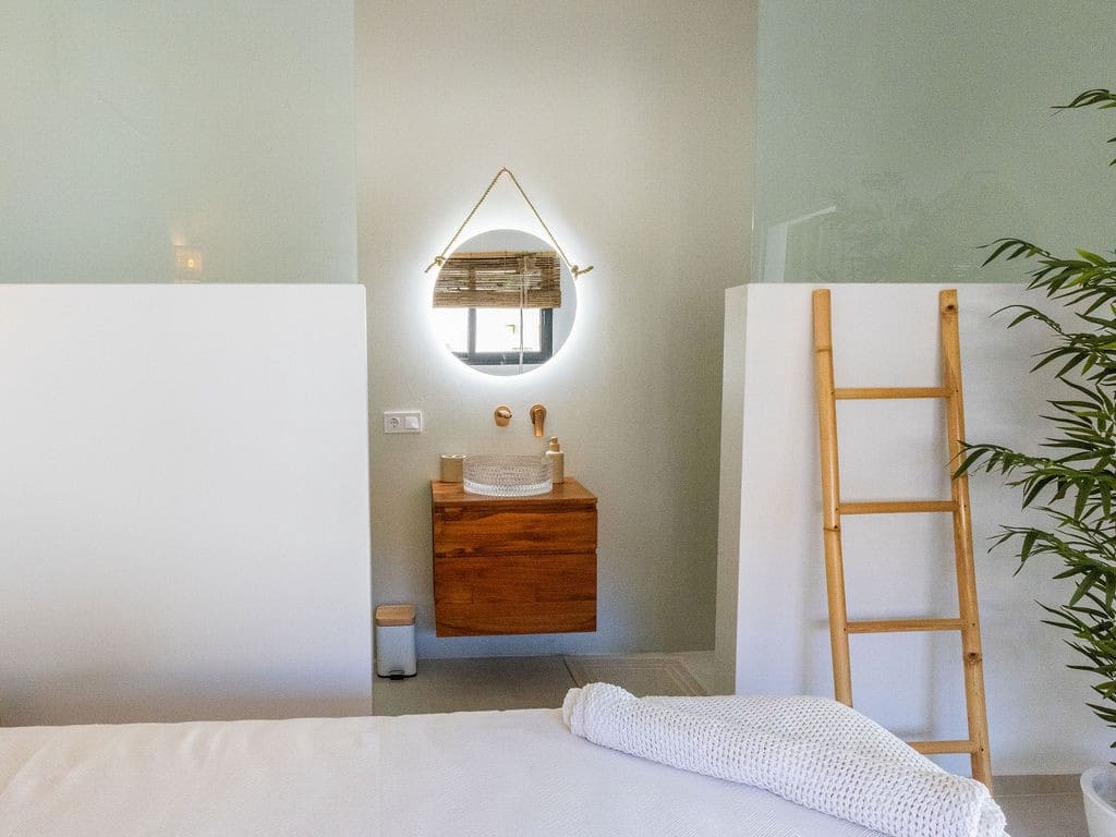 3 sypialnia Willa na sprzedaż w Estepona z basenem garażem - 1 395 000 € (Ref: 9651296)