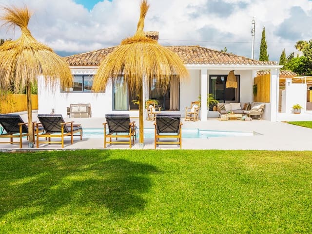 3 sypialnia Willa na sprzedaż w Estepona z basenem garażem - 1 395 000 € (Ref: 9651296)