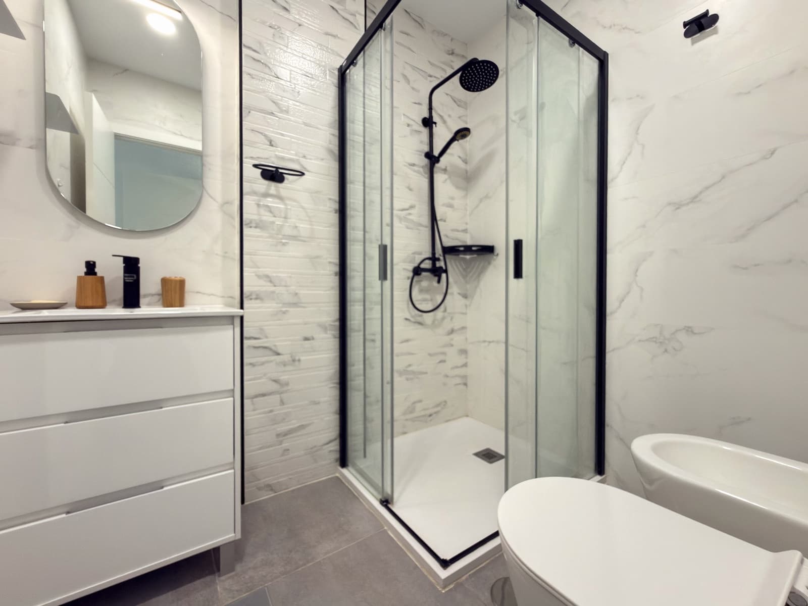 3 bedroom Apartment for rent in Marbella with pool garage - € 2,800 (Ref: 9670212)