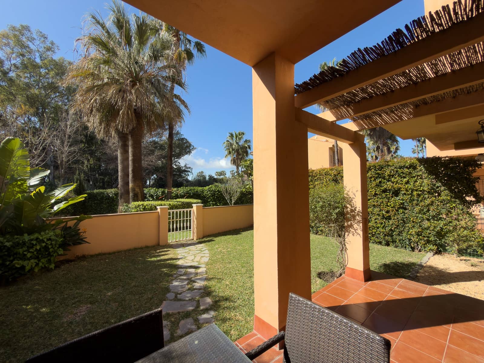 3 bedroom Apartment for rent in Marbella with pool garage - € 2,800 (Ref: 9670212)
