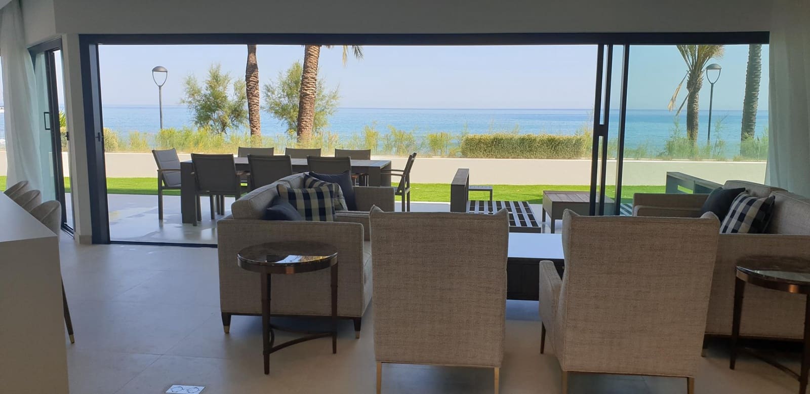 3 soverom Hus til salgs i Estepona med svømmebasseng garasje - € 3 450 000 (Ref: 9673952)