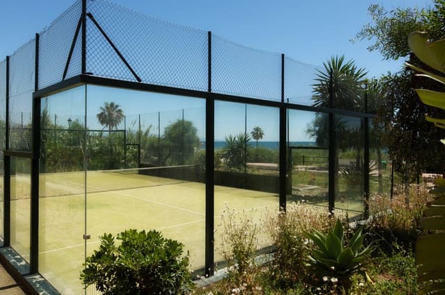 2 Zimmer Apartment zu verkaufen in La Duquesa / Puerto de la Duquesa, Manilva mit Pool Garage - 359.000 € (Ref: 9673961)