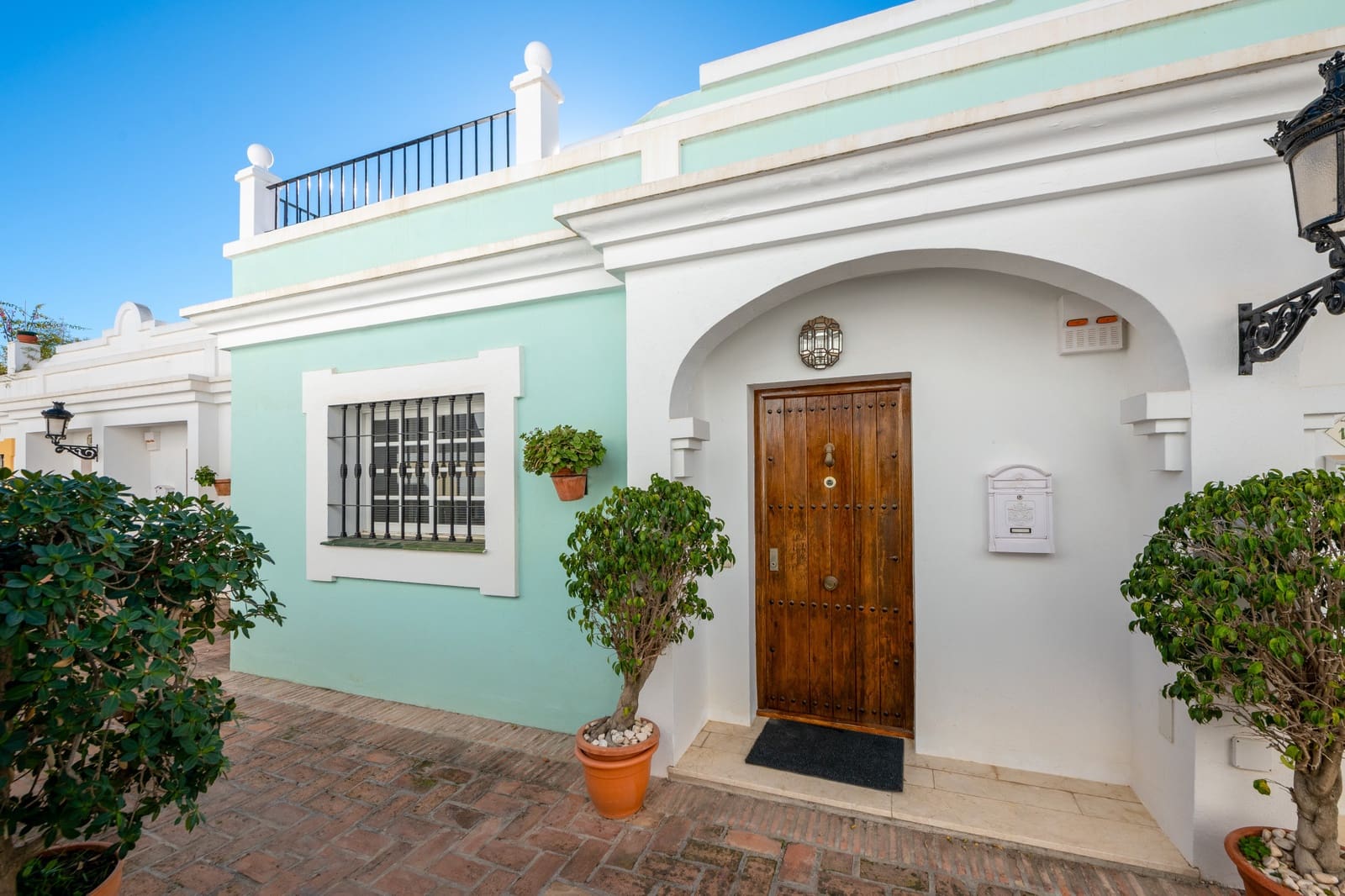 2 quarto Casa em Banda para venda em Marbella com piscina garagem - 495 000 € (Ref: 9719707)