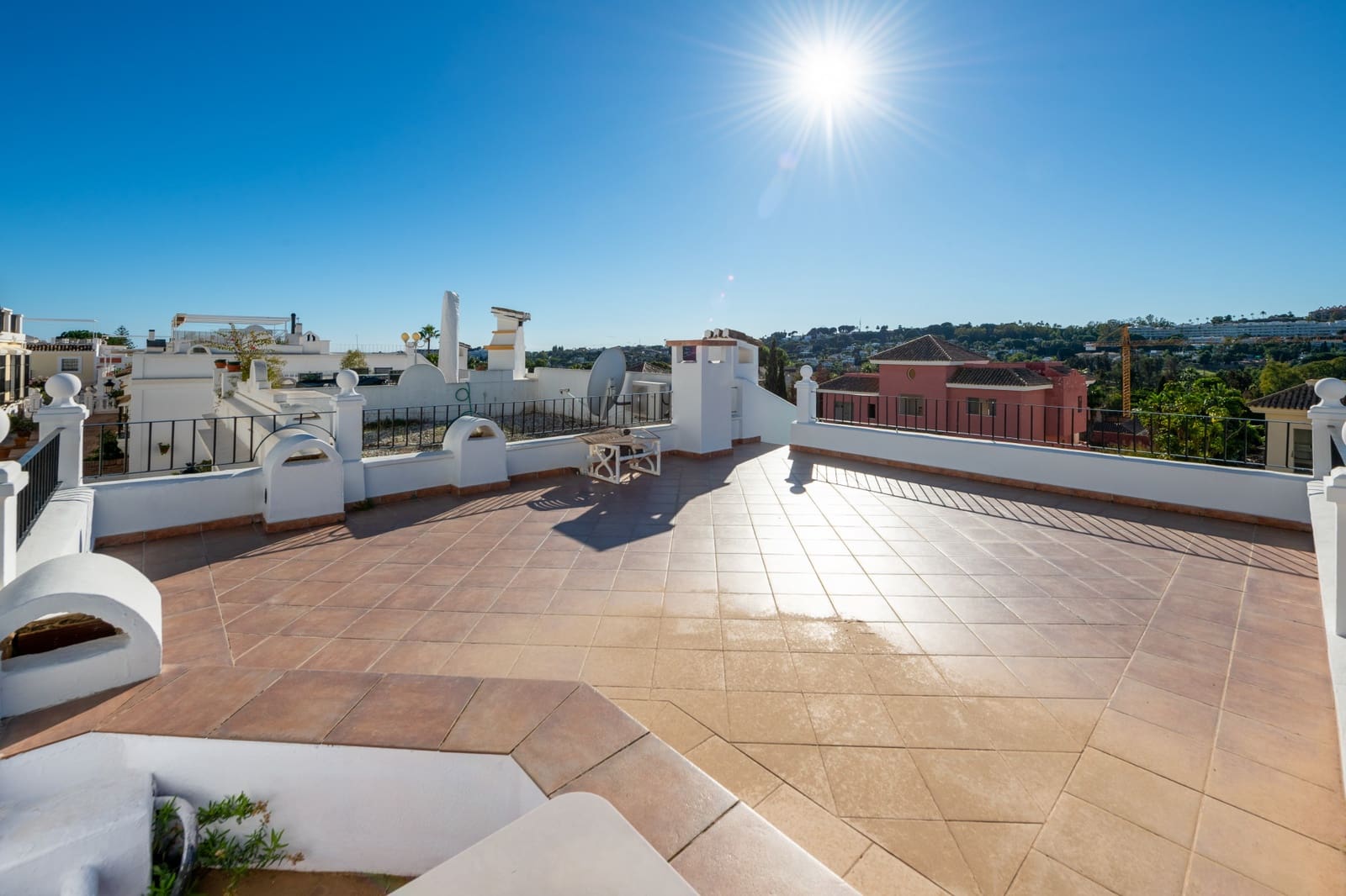 2 quarto Casa em Banda para venda em Marbella com piscina garagem - 495 000 € (Ref: 9719707)