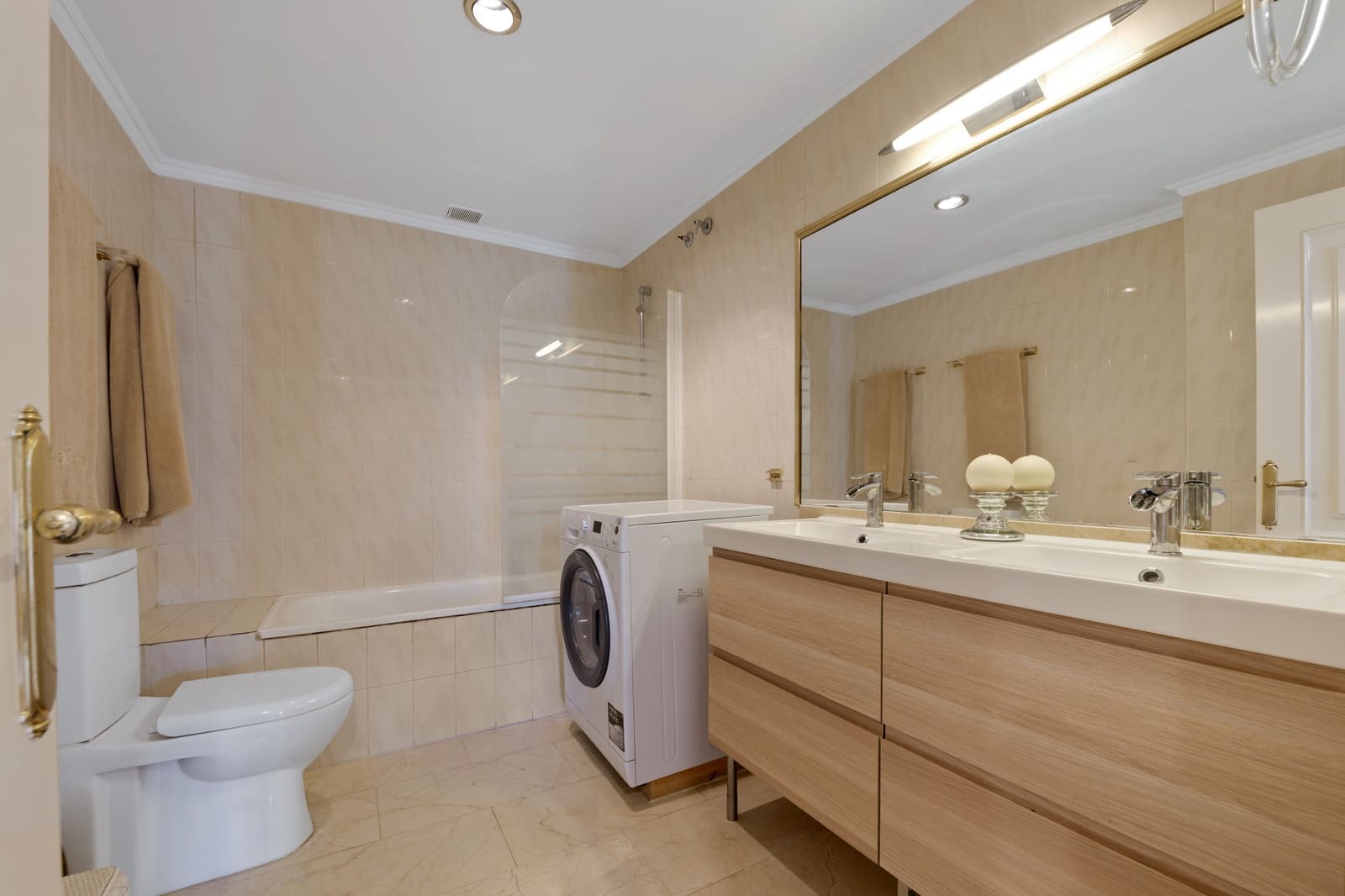 2 quarto Casa em Banda para venda em Marbella com piscina garagem - 495 000 € (Ref: 9719707)