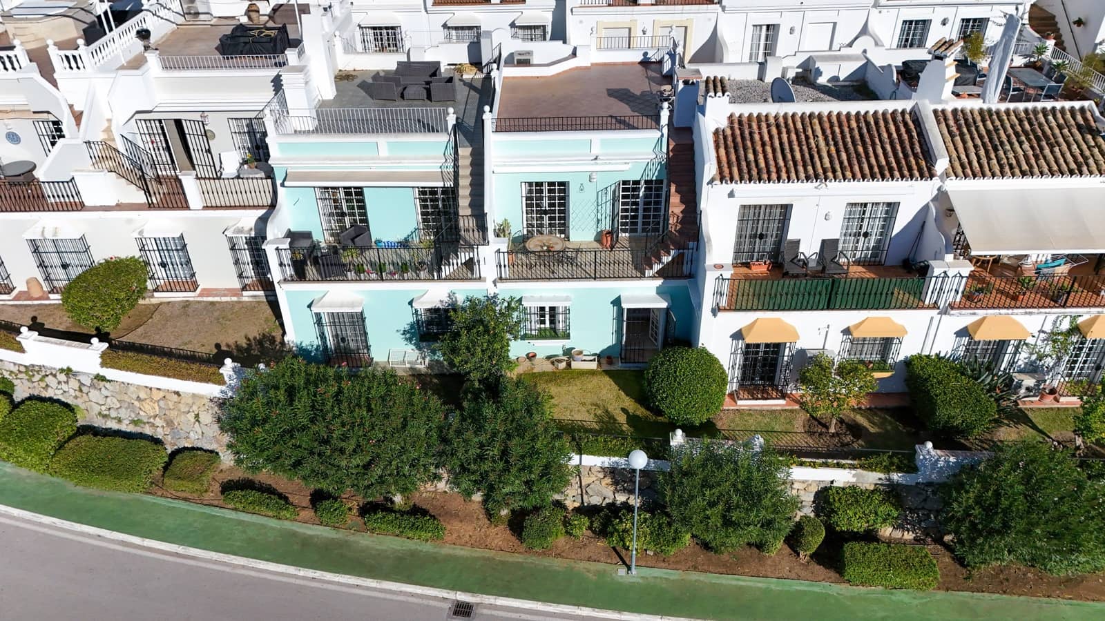2 quarto Casa em Banda para venda em Marbella com piscina garagem - 495 000 € (Ref: 9719707)