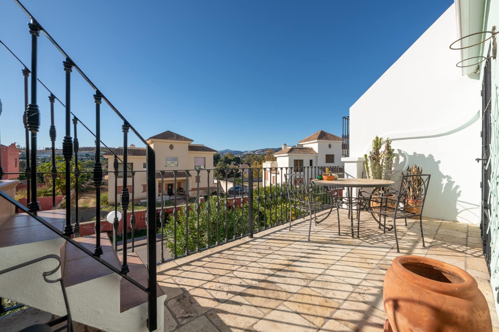 2 quarto Casa em Banda para venda em Marbella com piscina garagem - 495 000 € (Ref: 9719707)