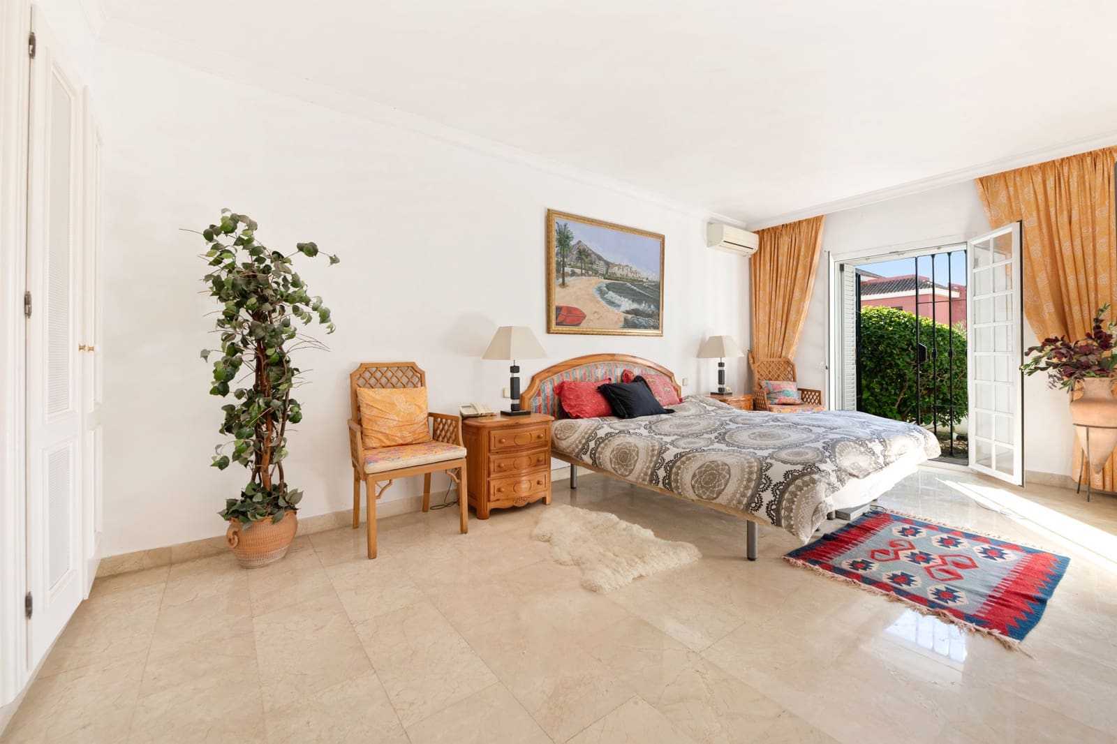 2 quarto Casa em Banda para venda em Marbella com piscina garagem - 495 000 € (Ref: 9719707)