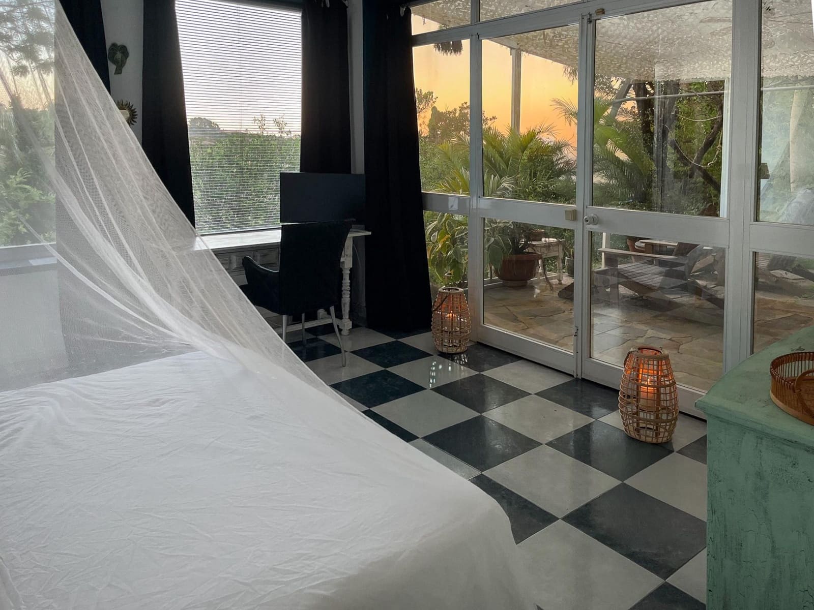 7 quarto Moradia para venda em Benahavis com piscina garagem - 1 750 000 € (Ref: 9777924)