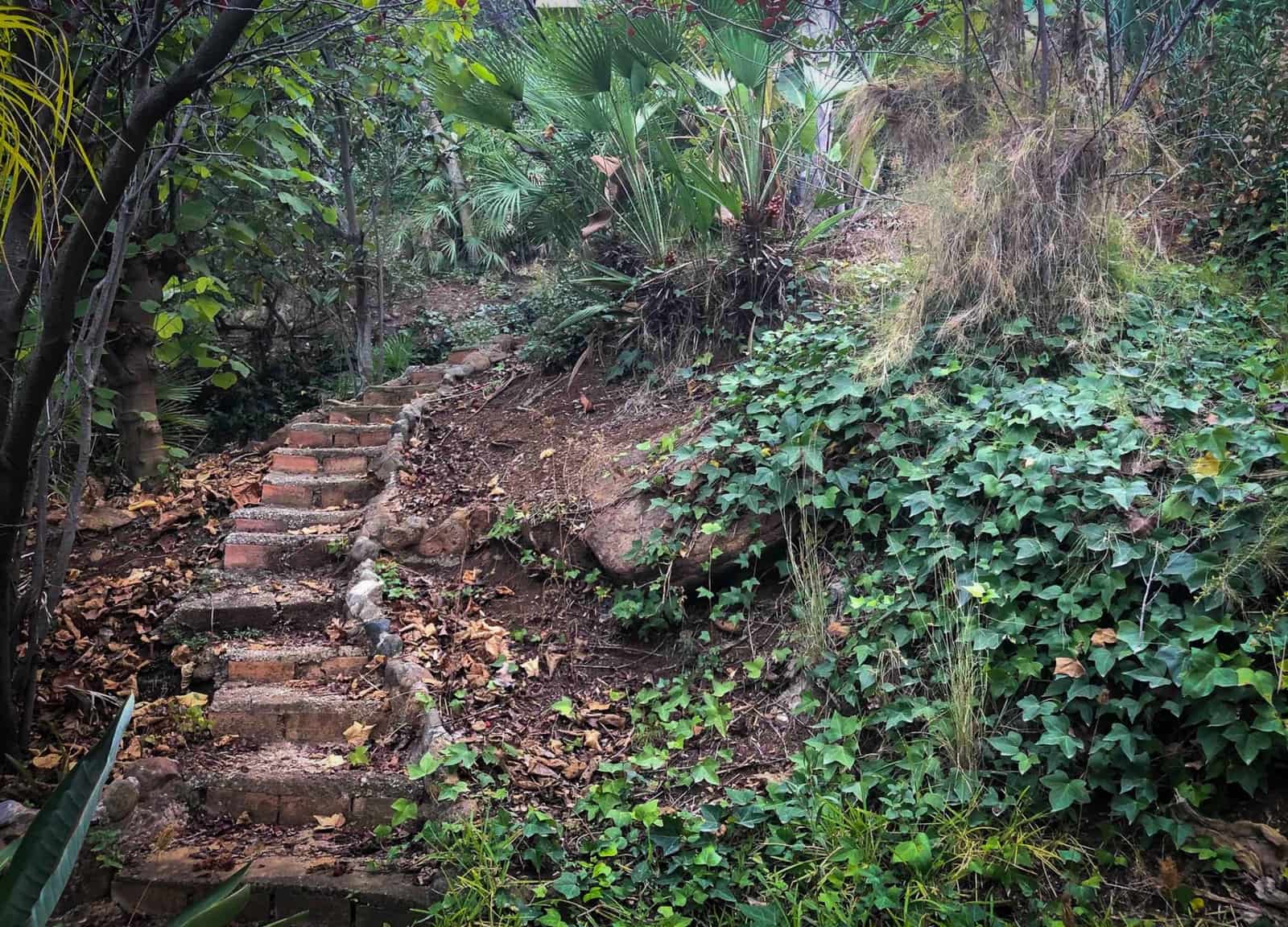 7 quarto Moradia para venda em Benahavis com piscina garagem - 1 750 000 € (Ref: 9777924)