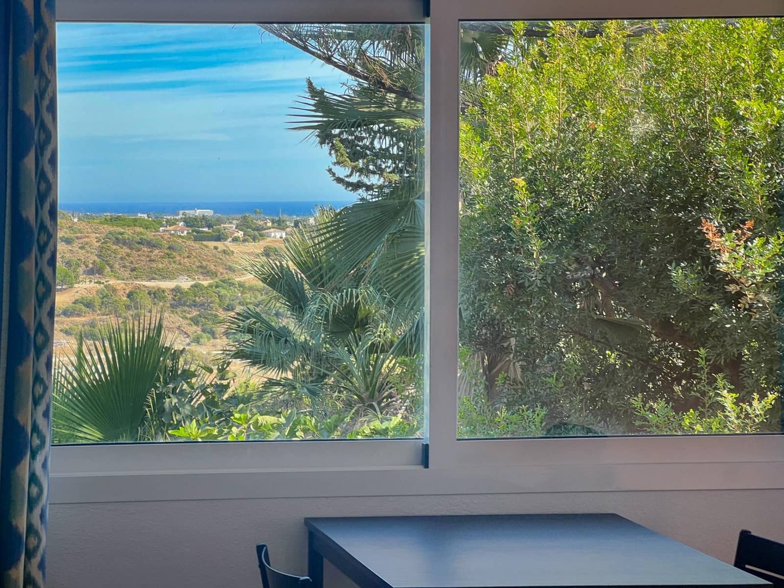 7 quarto Moradia para venda em Benahavis com piscina garagem - 1 750 000 € (Ref: 9777924)