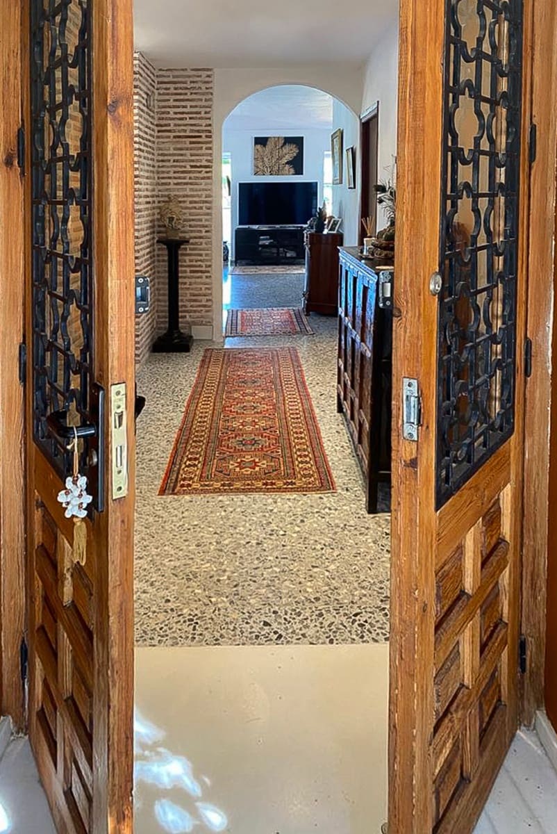 7 sypialnia Willa na sprzedaż w Benahavis z basenem garażem - 1 750 000 € (Ref: 9777924)