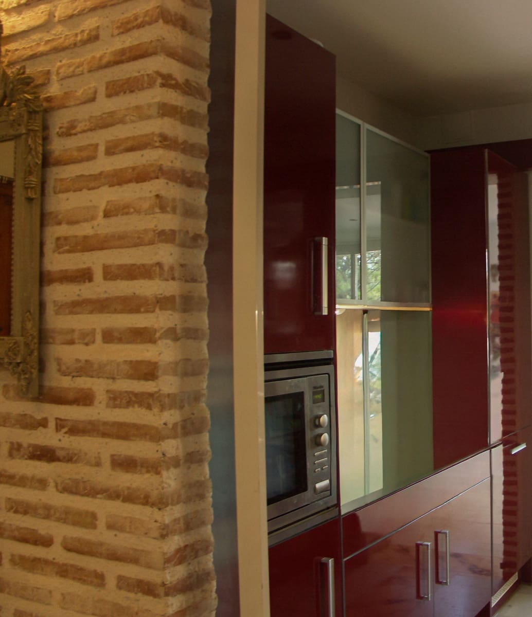 7 sypialnia Willa na sprzedaż w Benahavis z basenem garażem - 1 750 000 € (Ref: 9777924)