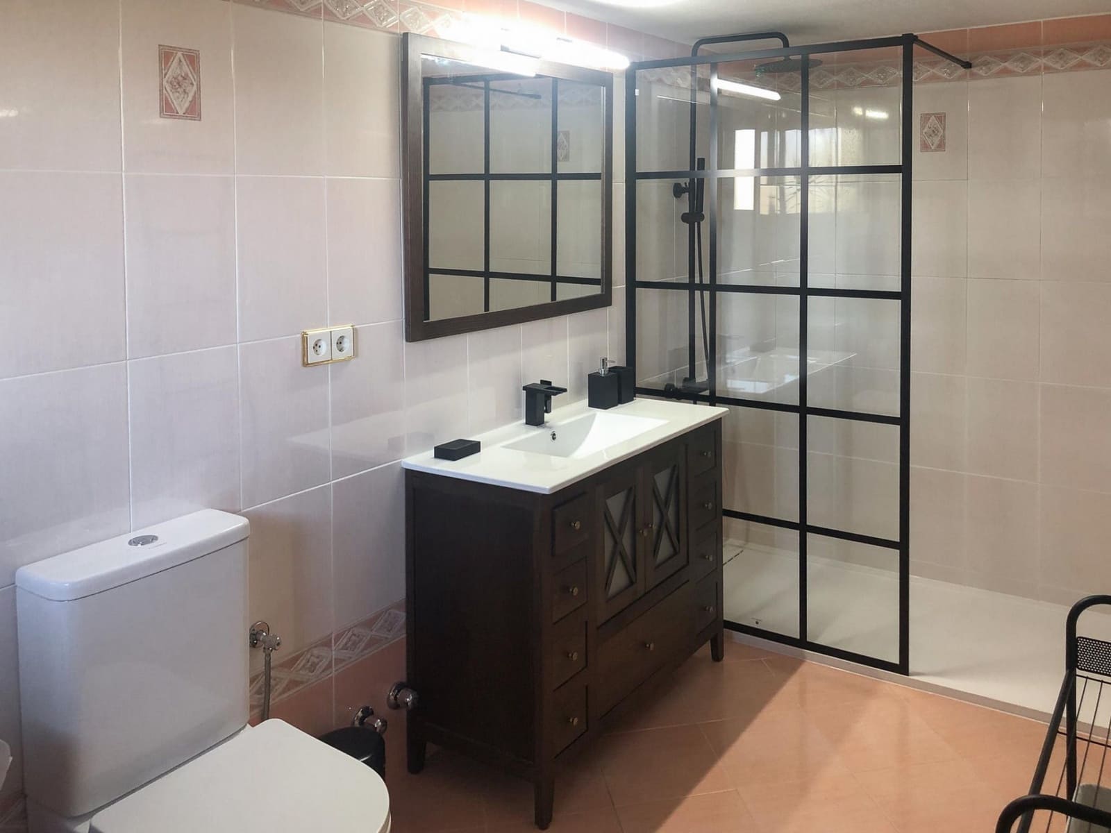 7 sypialnia Willa na sprzedaż w Benahavis z basenem garażem - 1 750 000 € (Ref: 9777924)