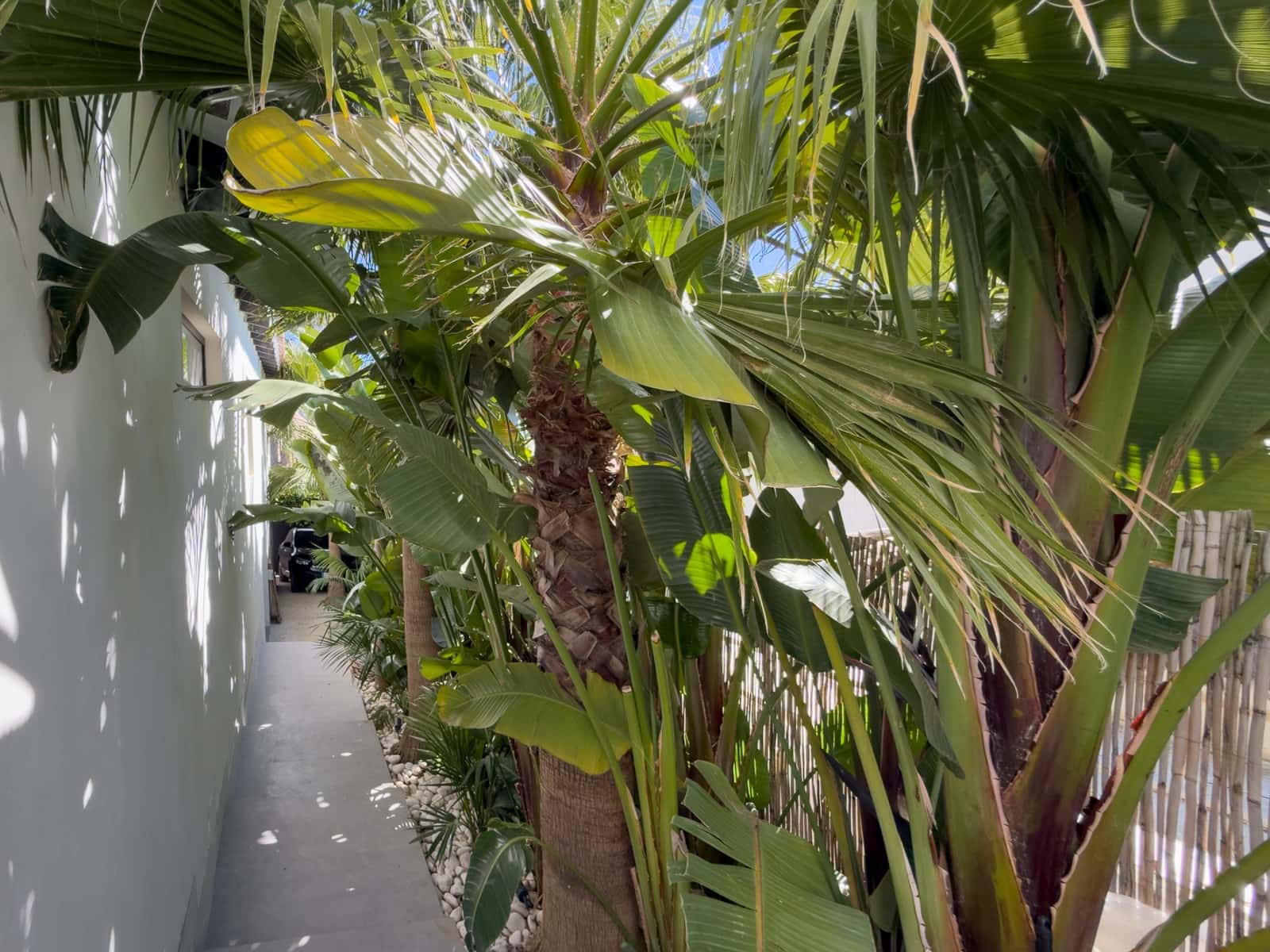 4 sypialnia Willa na sprzedaż w Nueva Andalucia z basenem garażem - 1 595 000 € (Ref: 9783181)