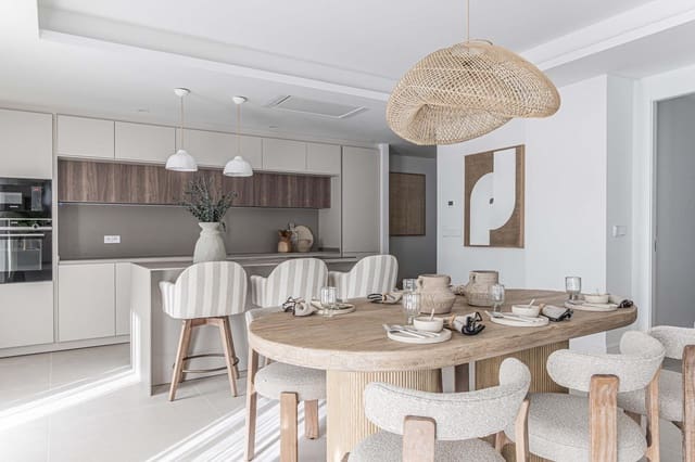 2 slaapkamer Penthouse te koop in Benalmádena met zwembad garage - € 1.037.000 (Ref: 9799072)