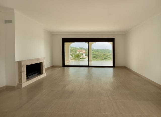 3 sypialnia Dom na sprzedaż w Valle Romano Golf, Estepona z basenem garażem - 580 000 € (Ref: 9814350)