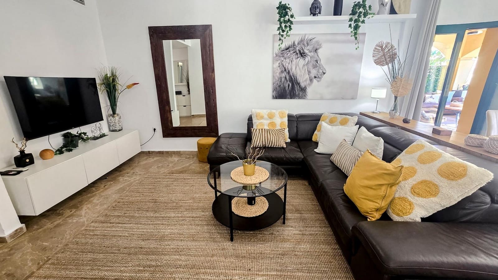 3 bedroom Apartment for sale in San Pedro de Alcantara with garage - € 685,000 (Ref: 9815760)
