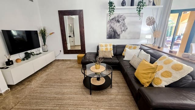 3 soveværelse Lejlighed til salg i San Pedro de Alcantara, Marbella med garage - € 685.000 (Ref: 9815760)