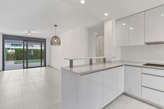 2 sypialnia Apartament na sprzedaż w Cancelada, Estepona z basenem - 495 000 € (Ref: 9815762)