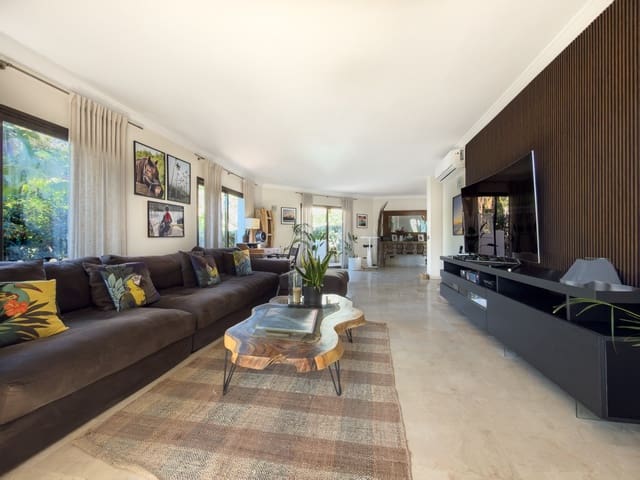 4 Zimmer Apartment zu verkaufen in Real de Zaragoza, Marbella mit Pool Garage - 980.000 € (Ref: 9840311)