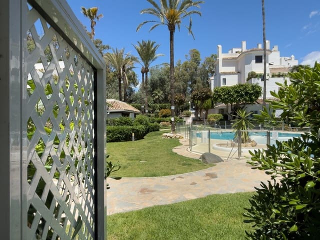 4 quarto Apartamento para venda em Real de Zaragoza, Marbella com piscina garagem - 980 000 € (Ref: 9840311)
