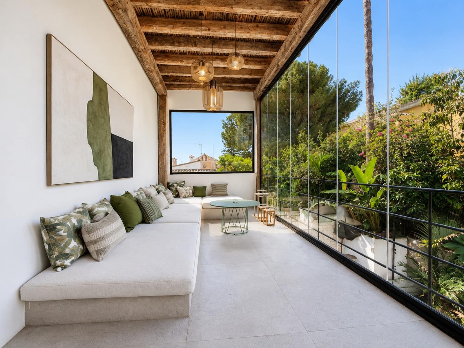 4 sypialnia Willa na sprzedaż w Nueva Andalucia z basenem garażem - 1 490 000 € (Ref: 9964968)