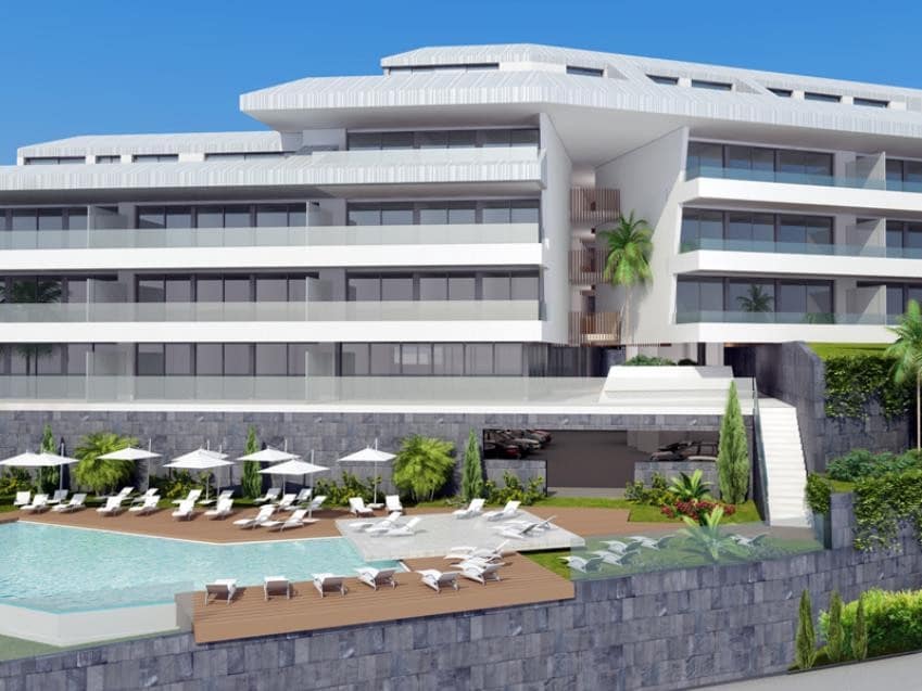 2 makuuhuone Huoneisto myytävänä paikassa Fuengirola mukana uima-altaan 
autotalli - 425 000 € (Ref: 9973004)