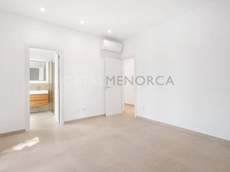 4 Zimmer Villa zu verkaufen in Ciutadella de Menorca - 1.050.000 € (Ref: 10011201)
