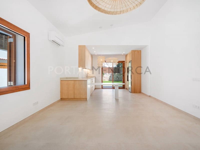 4 Zimmer Villa zu verkaufen in Ciutadella de Menorca - 1.050.000 € (Ref: 10011201)