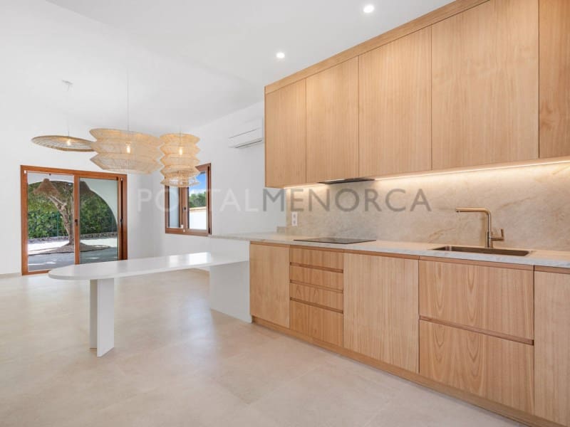 4 Zimmer Villa zu verkaufen in Ciutadella de Menorca - 1.050.000 € (Ref: 10011201)