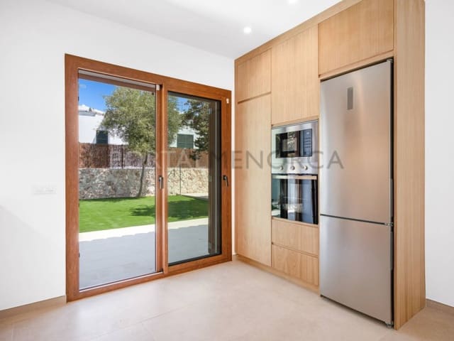 4 Zimmer Villa zu verkaufen in Ciutadella de Menorca - 1.050.000 € (Ref: 10011201)