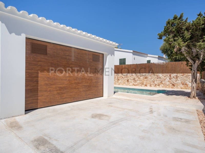 4 Zimmer Villa zu verkaufen in Ciutadella de Menorca - 1.050.000 € (Ref: 10011201)