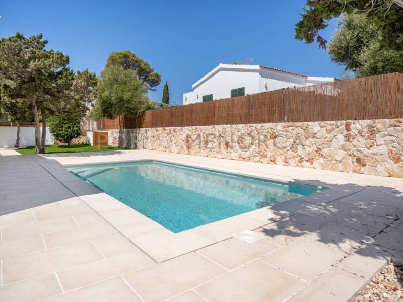 4 Zimmer Villa zu verkaufen in Ciutadella de Menorca - 1.050.000 € (Ref: 10011201)