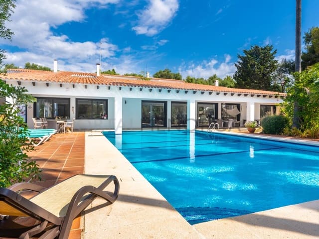 7 bedroom Villa for sale in Mahón / Maó with pool garage - € 1,975,000 (Ref: 10013079)