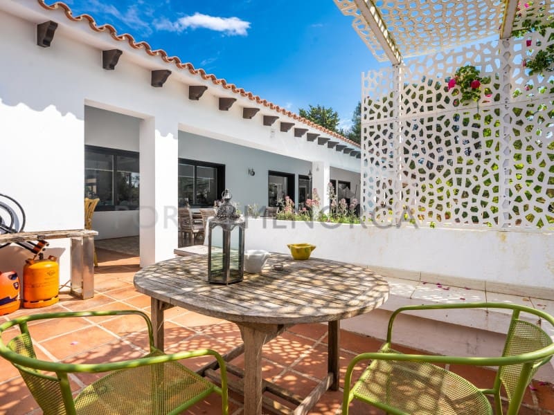 7 bedroom Villa for sale in Mahon / Mao with pool garage - € 1,975,000 (Ref: 10013079)