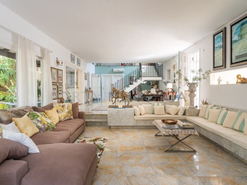 7 bedroom Villa for sale in Mahon / Mao with pool garage - € 1,975,000 (Ref: 10013079)