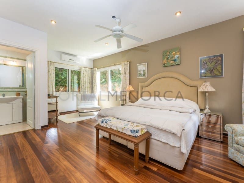 7 bedroom Villa for sale in Mahon / Mao with pool garage - € 1,975,000 (Ref: 10013079)