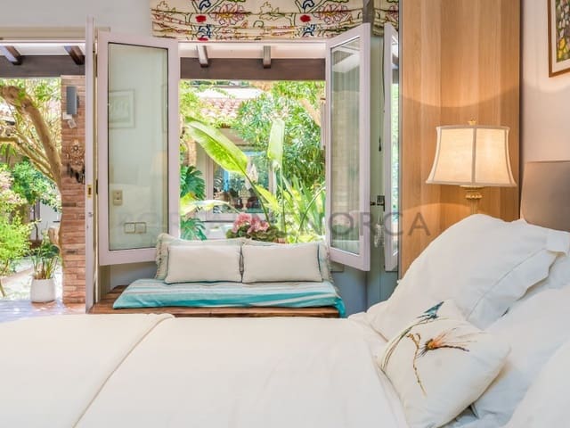 7 bedroom Villa for sale in Mahón / Maó with pool garage - € 1,975,000 (Ref: 10013079)
