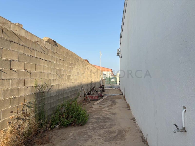 Commercial for sale in San Luis / Sant Lluis - € 889,000 (Ref: 10013081)