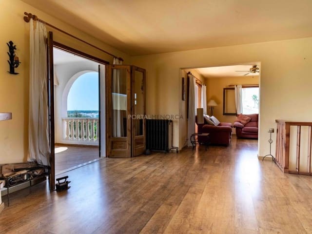 4 sovrum Villa till salu i Cala Llonga, Mahón / Maó - 670 000 € (Ref: 10018346)