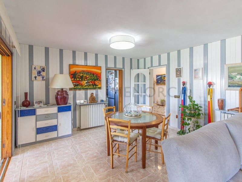 4 makuuhuone Huvila myytävänä paikassa Binidali mukana uima-altaan - 990 000 € (Ref: 10081110)