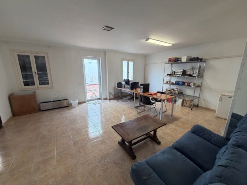 8 chambre Local Commercial à vendre à Mahon / Mao - 775 000 € (Ref: 10102248)