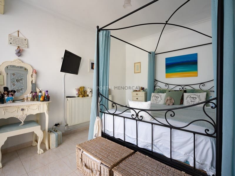 3 bedroom Villa for sale in Cala'n Porter with pool garage - € 655,000 (Ref: 10110953)