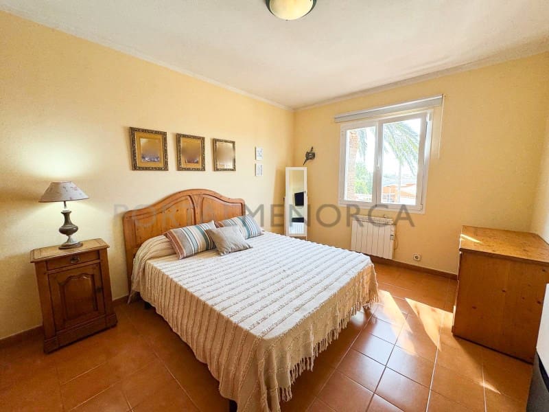 4 quarto Moradia para venda em Es Castell com piscina garagem - 890 000 € (Ref: 10119716)