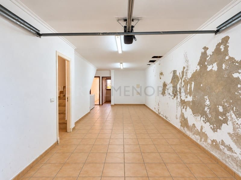 2 soverom Hus til salgs i Mahon / Mao med garasje - € 330 000 (Ref: 10148497)