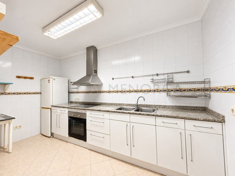 2 soverom Hus til salgs i Mahon / Mao med garasje - € 330 000 (Ref: 10148497)